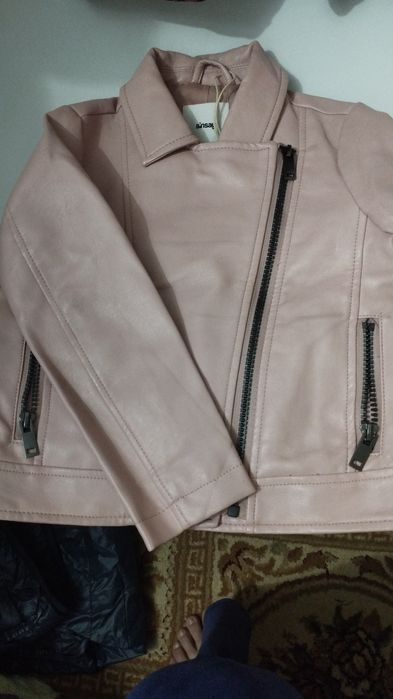 Вещи на девочку в отличном состоянии