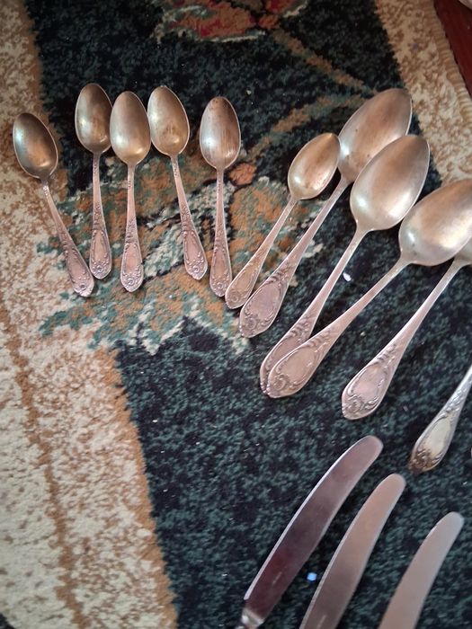 Tacâmuri argintate MHU