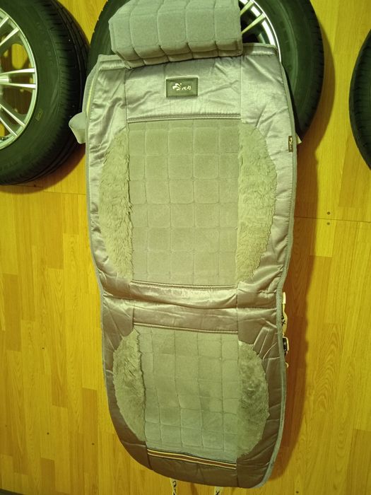 Продам зимние чехлы