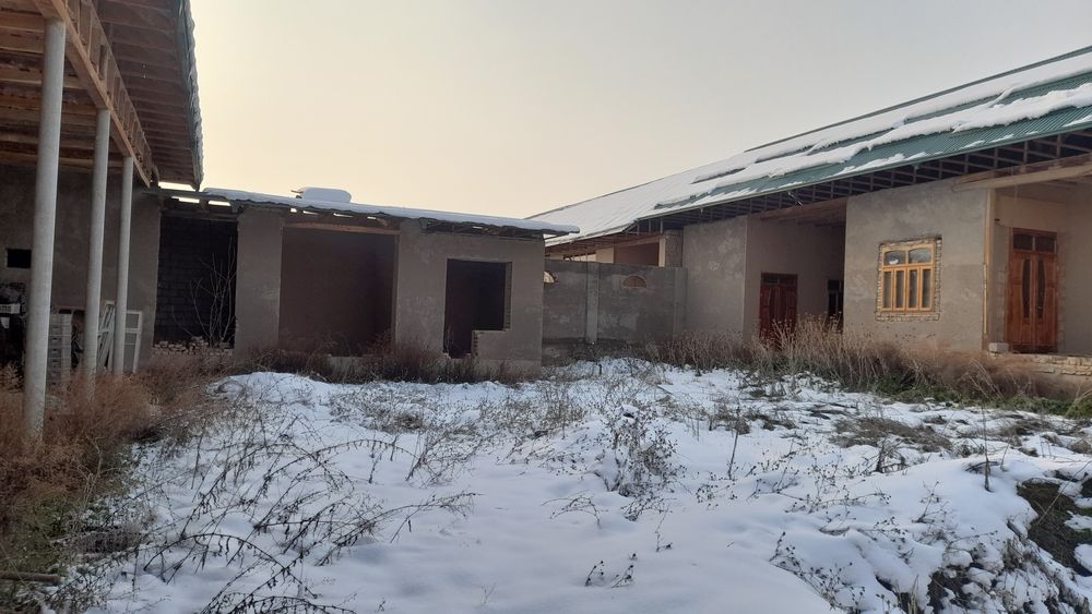 Uy sotiladi srochniy