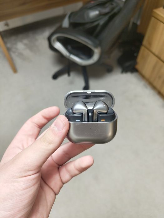 Vând căști Samsung buds pro 3