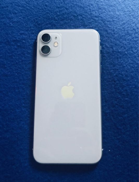 iPhone 11 на 128gb акб 84%