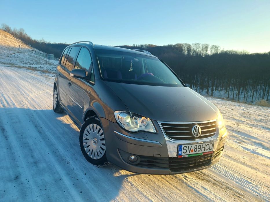 Vând Touran 2008 7locuri