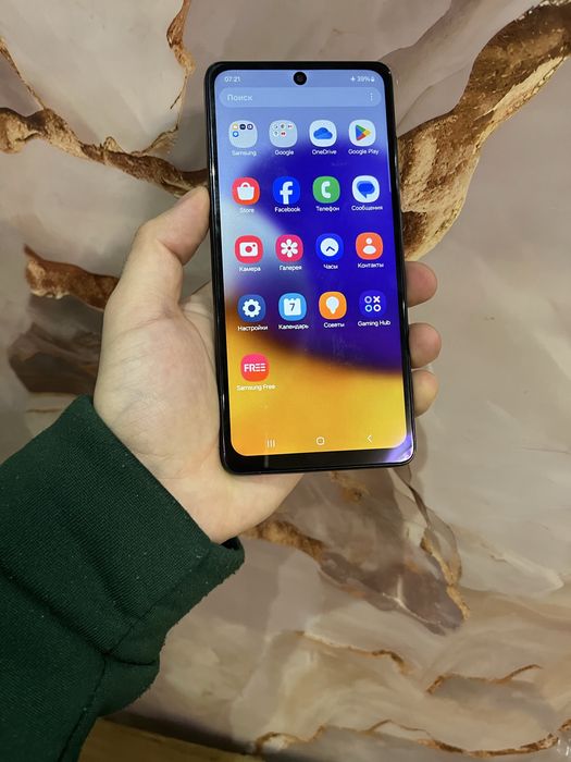 Продам телефон  Samusng A72