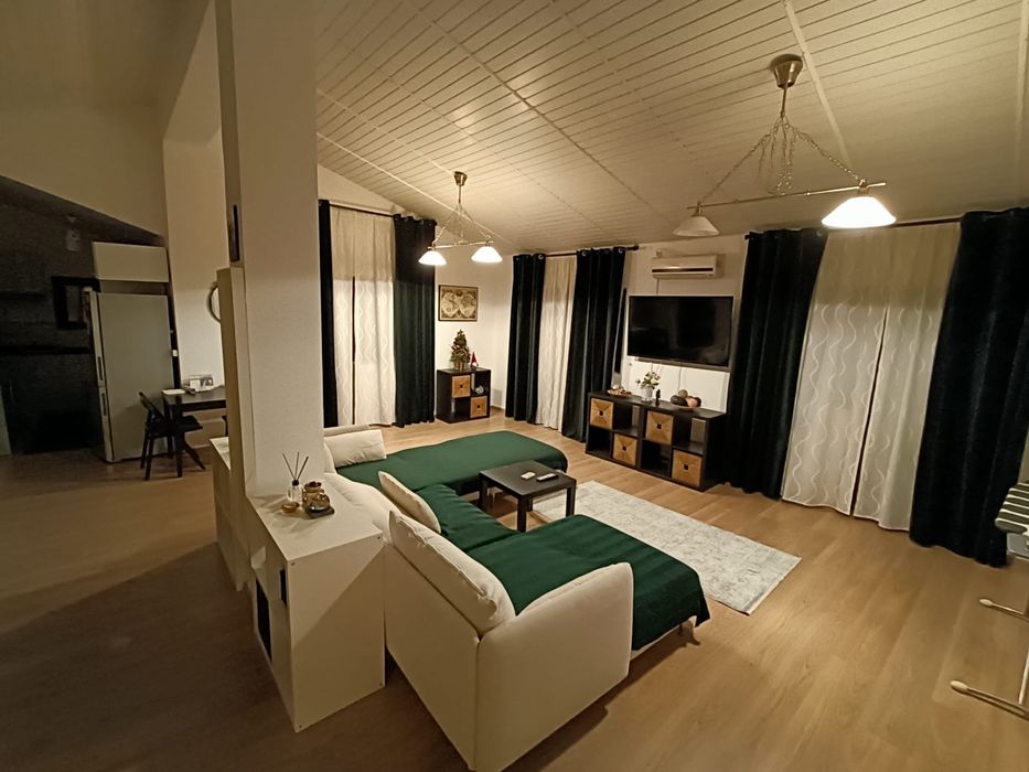 Inchiriez apartament