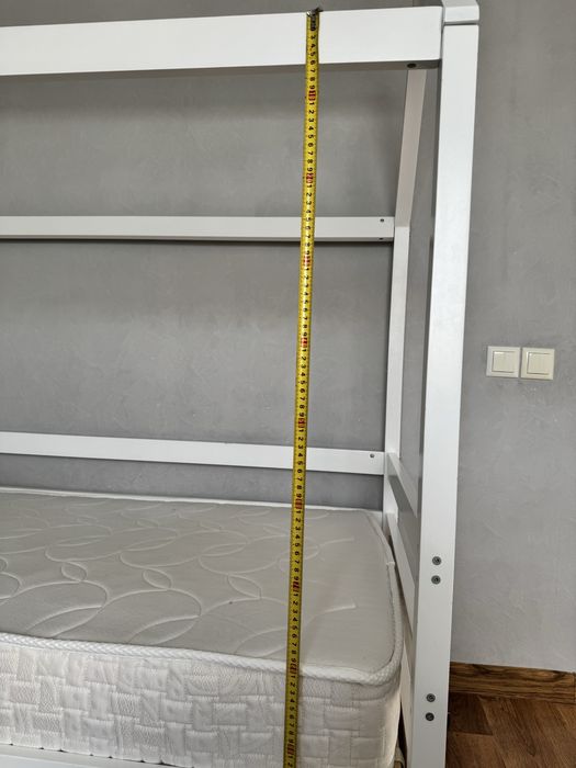 Продам кровать-домик