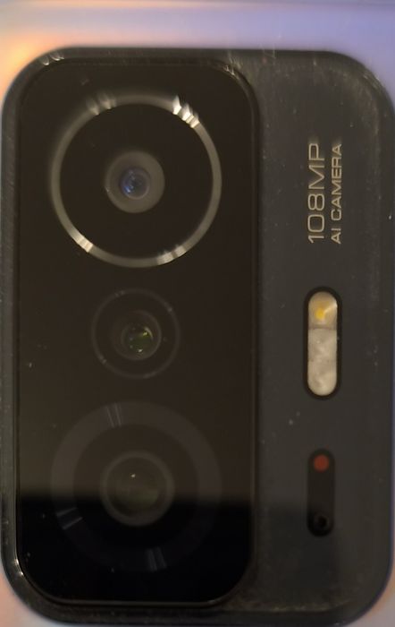 Брутален Xiaomi 11T Pro 5G