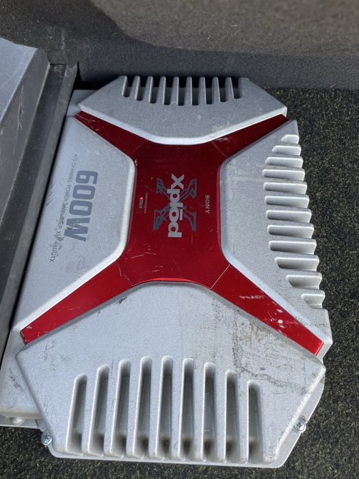 subwoofer auto Syrincs BP 600W+ statie sony Xplod 600w -4canale