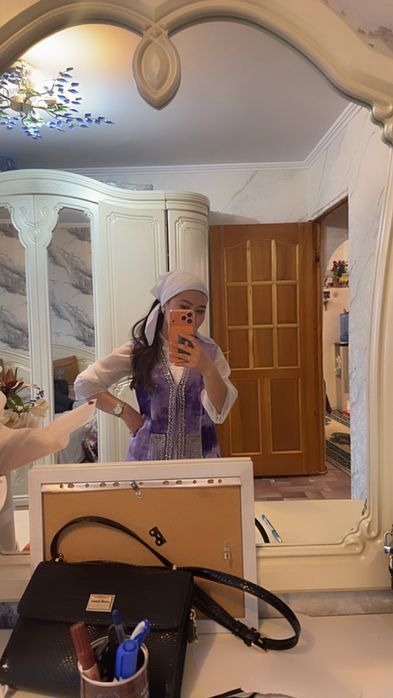 Продам кажекей и платье