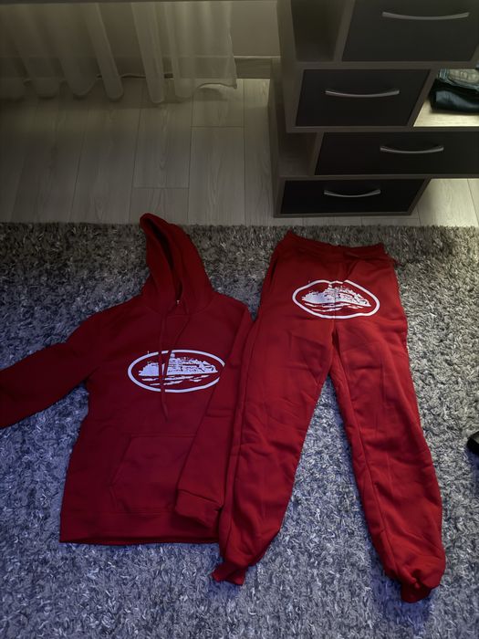 Екипи corteiz черни/червени