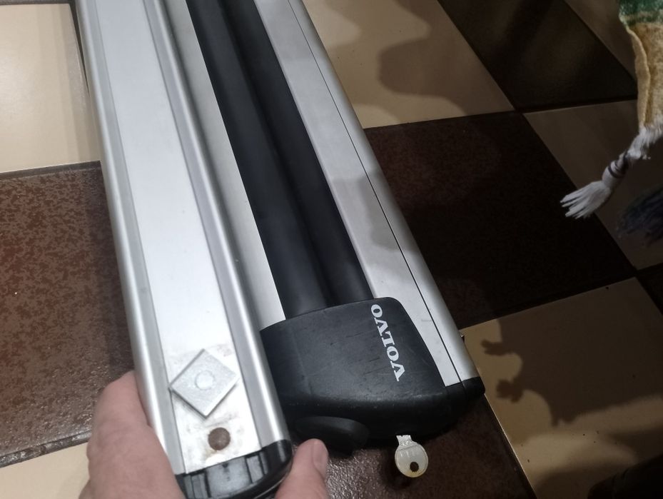 Багажник -стойка за ски Thule -Xtender- Volvo