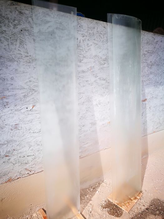 Vand geamuri cabina dus