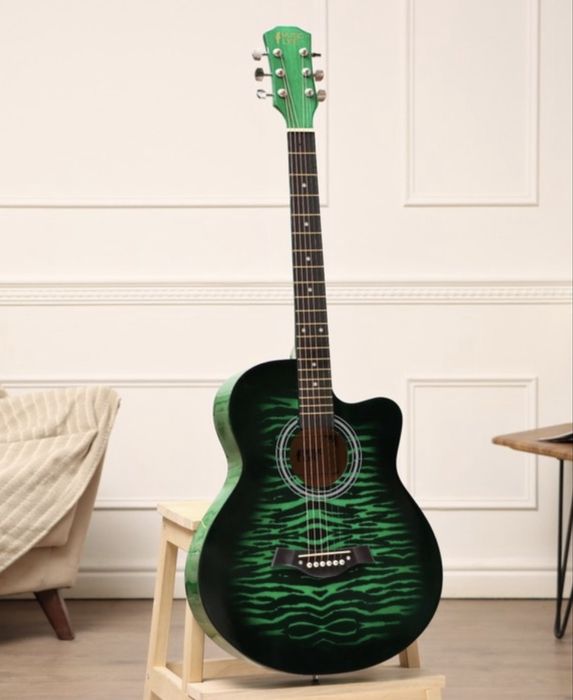 Гитара акустическая