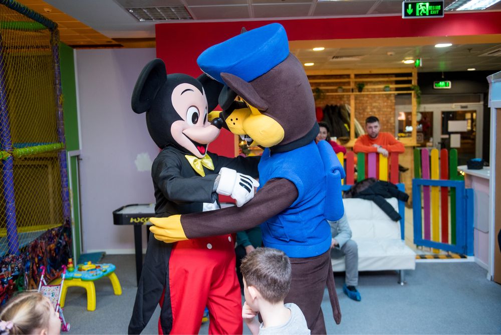 Mascote profesionale pentru petreceri!!