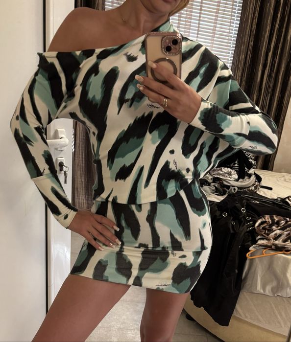 Дамски дрехи в отлично състояние