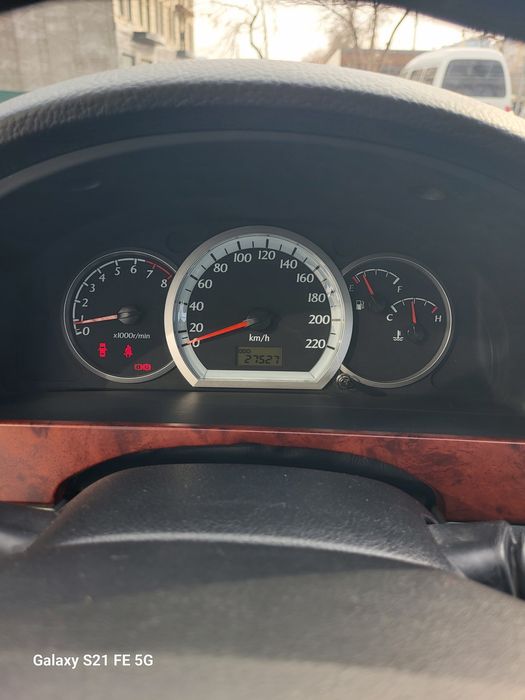 Продаётся ласетти 1.8