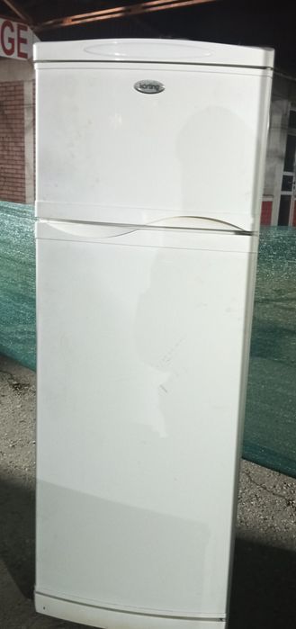 Продавам хладилник Körting с фризер