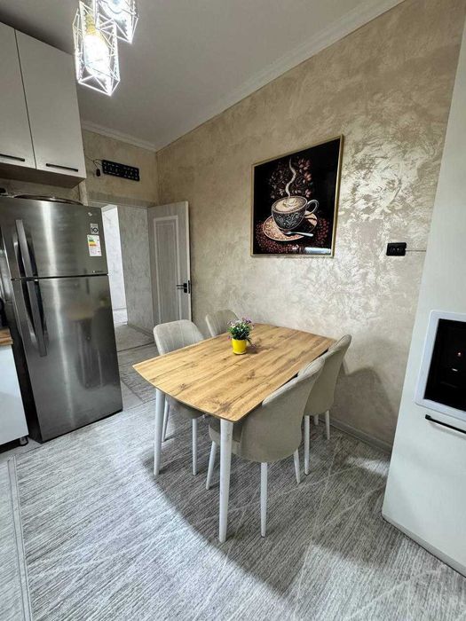 Сдается квартира на Мирзо Улугбеке 2/2/5  ор-р метро БИЙ