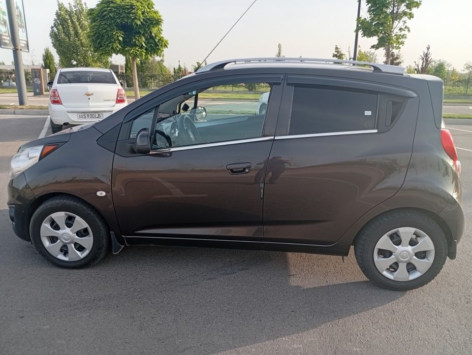 Спарк равно 4 позиция