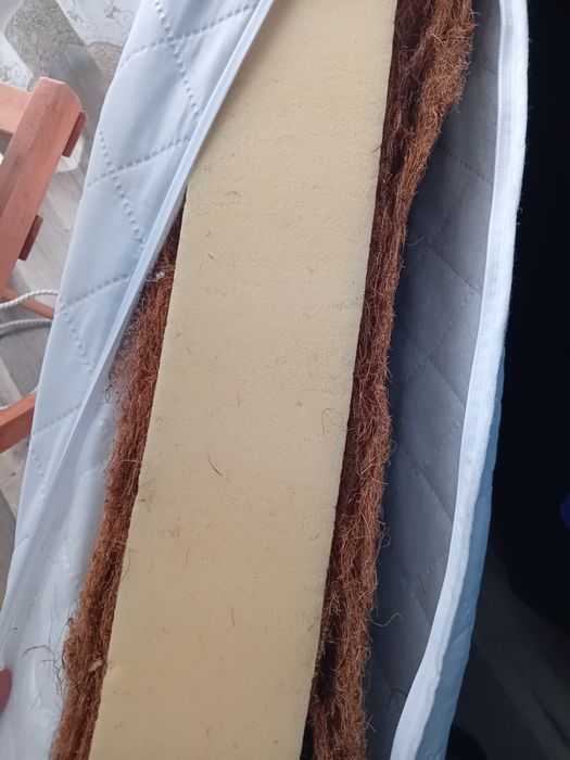 Vând saltea de patut de cocos