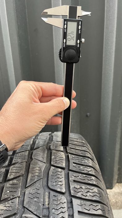 Set 4 cauciucuri iarna Continental