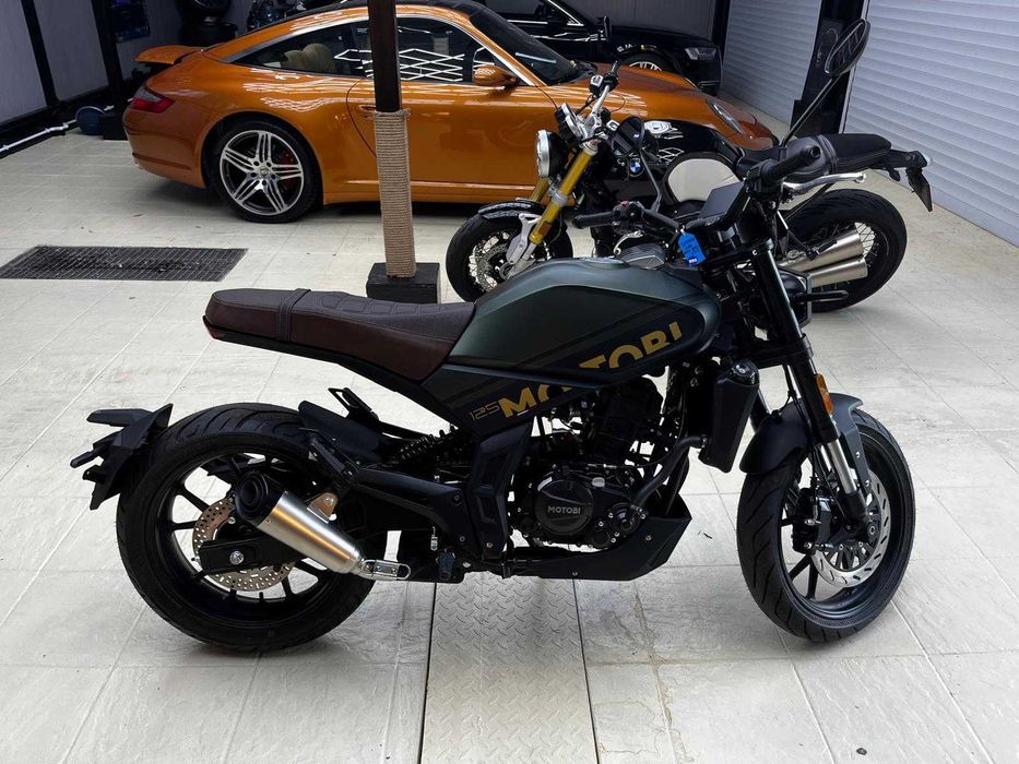 Vand Motobi DL 125 Cafe Racer 14 CP