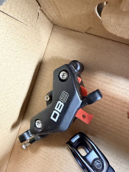 Frane SRAM DB8 set bicicleta
