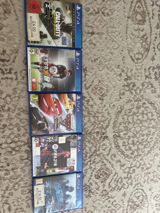 диски PlayStation 4