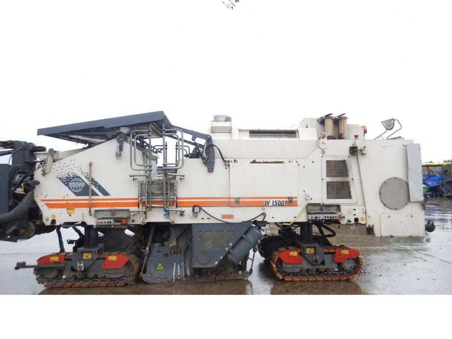 Inchiriere freza asfalt - Excavator Buldo Buldozer