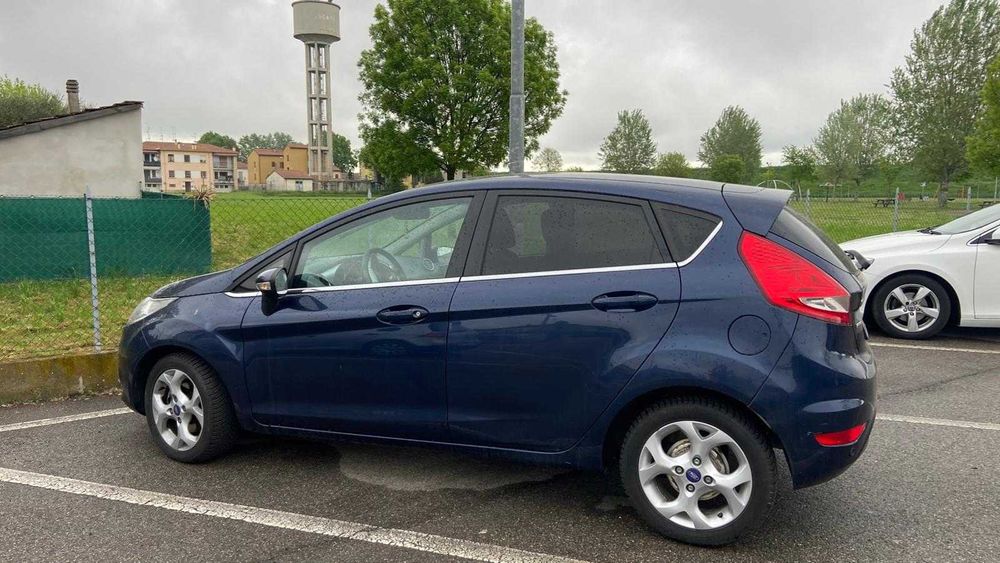 Autovehicul de vanzare