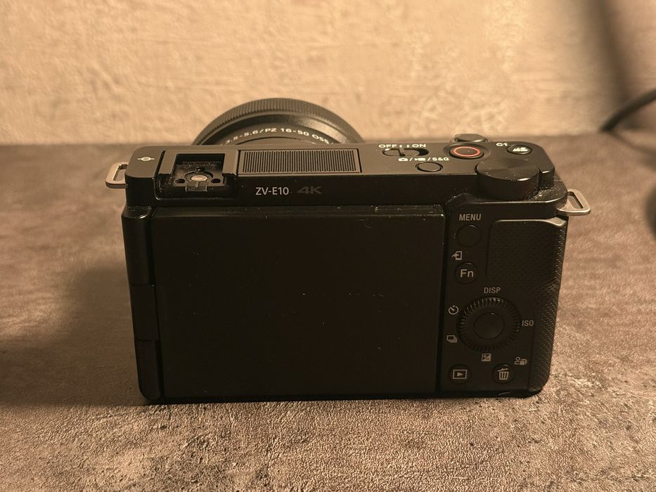 Sony ZV-E10 (kit)