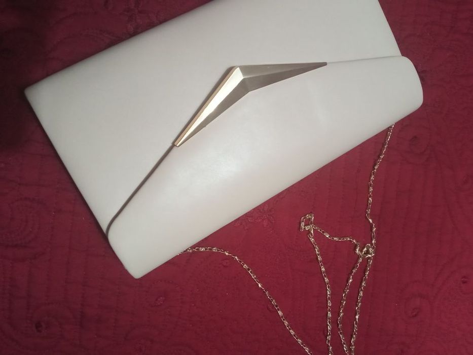 Бална рокля в цвят бебешко розово