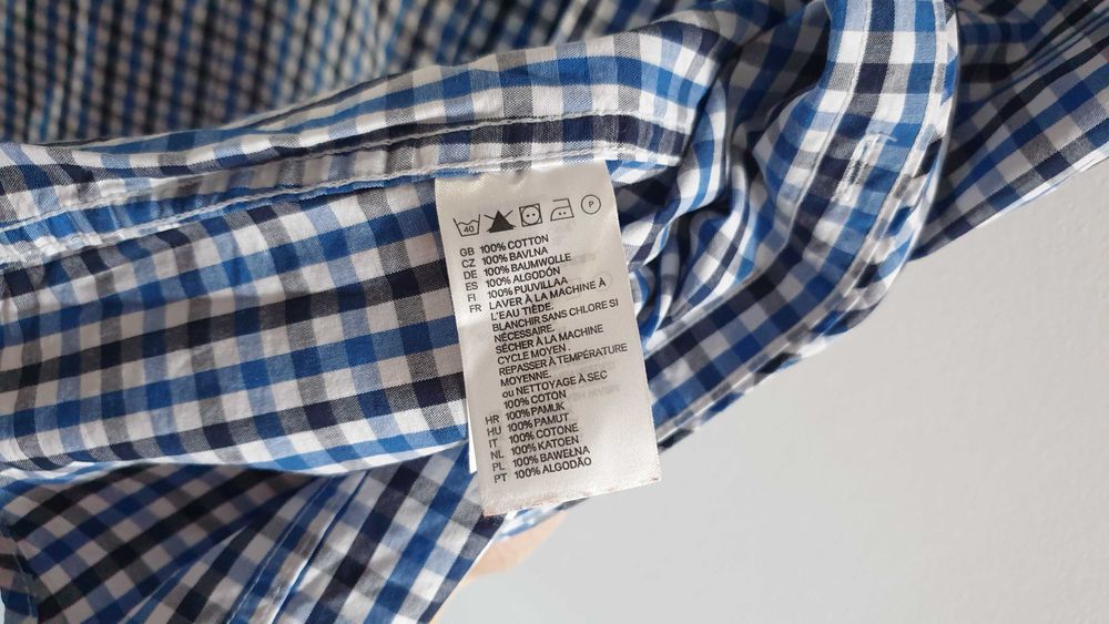 Camasa M H&M impecabila