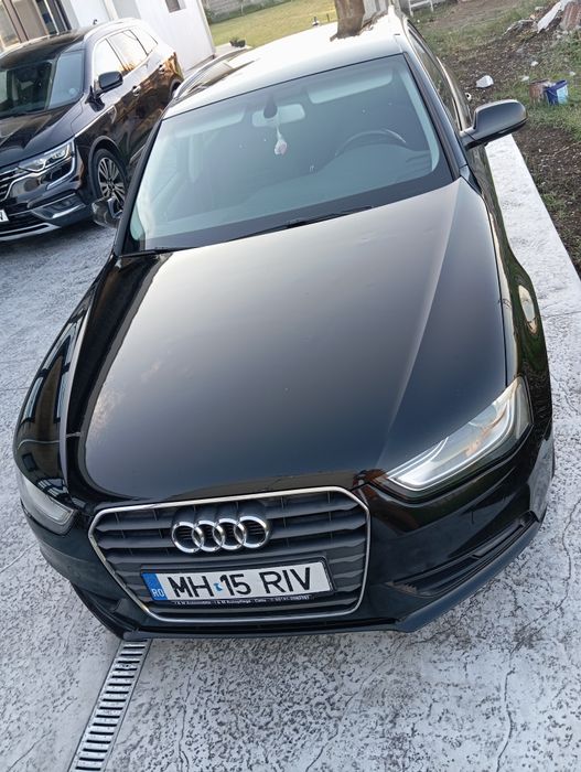 Vând Audi A4 B 8,5