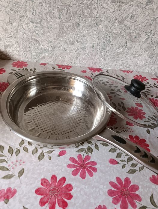 Продам сковороду