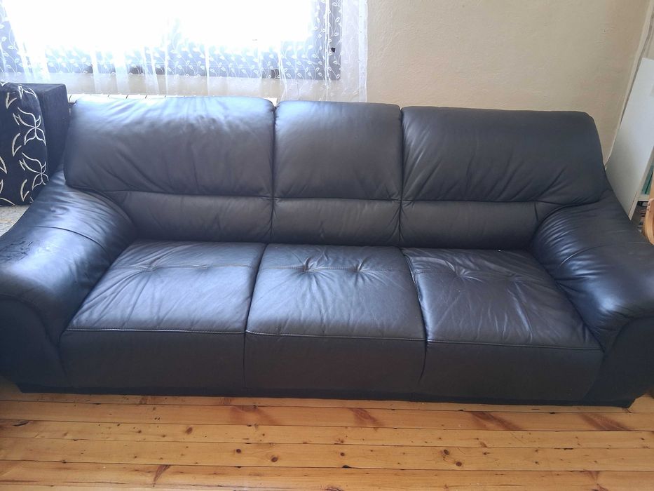Диван от естествена кожа