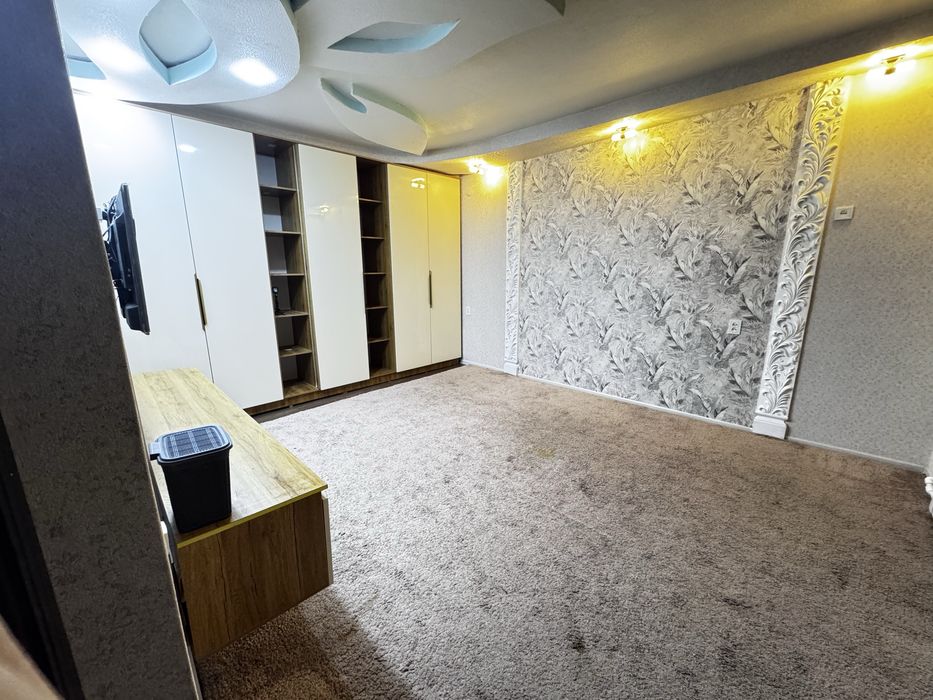 Уй ижарага берилади. Галаба хох кучаси йулги устида. Ориентир MAXIMUM