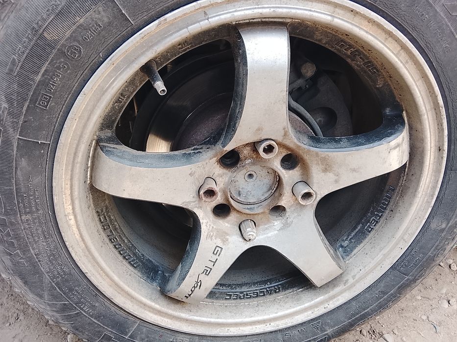 Титанки R 15"диски универсальные вместе с шинами