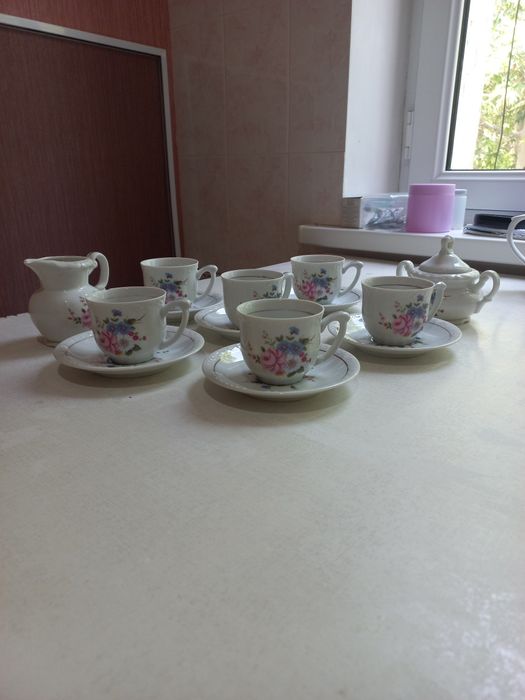 Фарфоровый чайный сервис