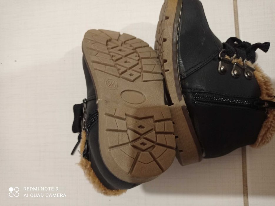 Детски зимни боти