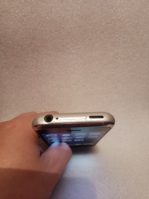 Легендарный телефон. Iphone 1. Первый Айфон.