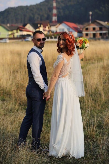 Rochie mireasa model deosebit