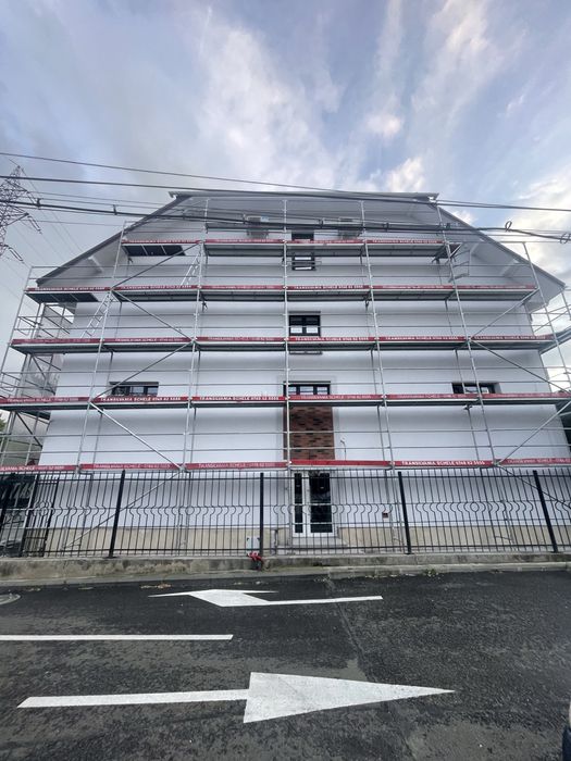 Inchiriere schela cu montaj