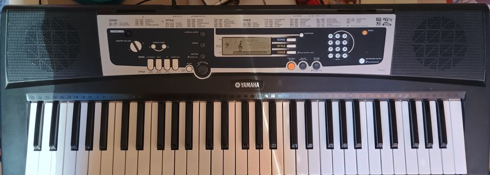 Синтезатор Ямаха Yamaha  YPT-210