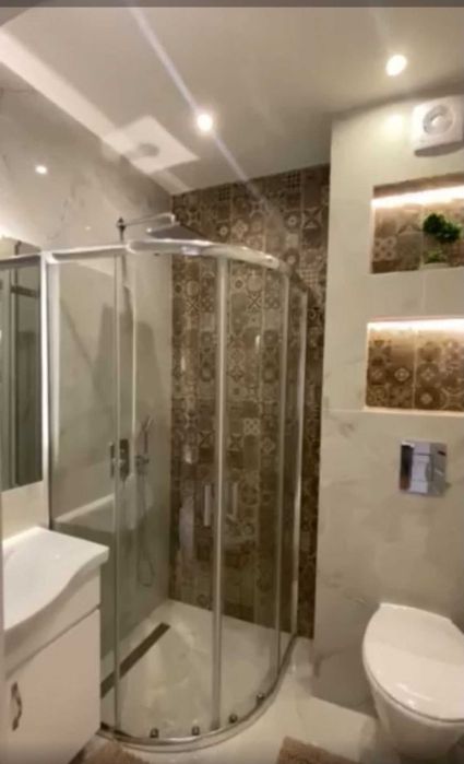 Двустаен апартамент в Остромила