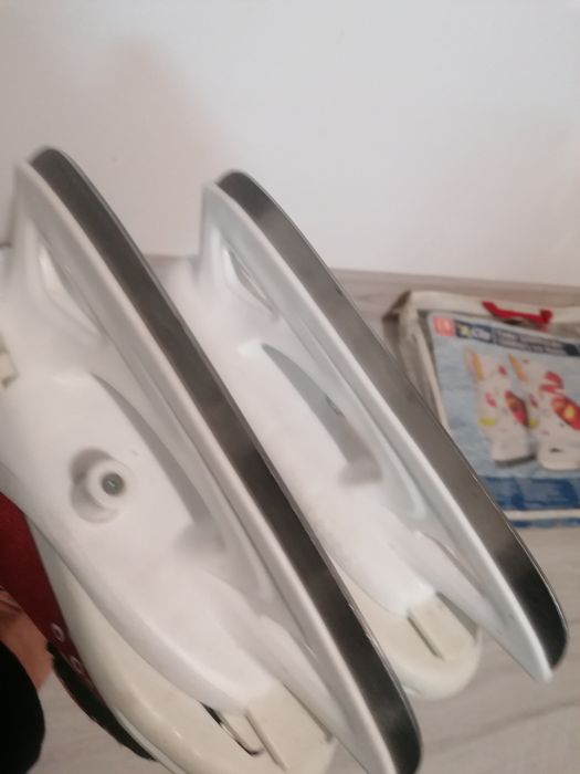 Patine gheata fete, imblanite, Thinsulate, reglabile 33-37, în stare f