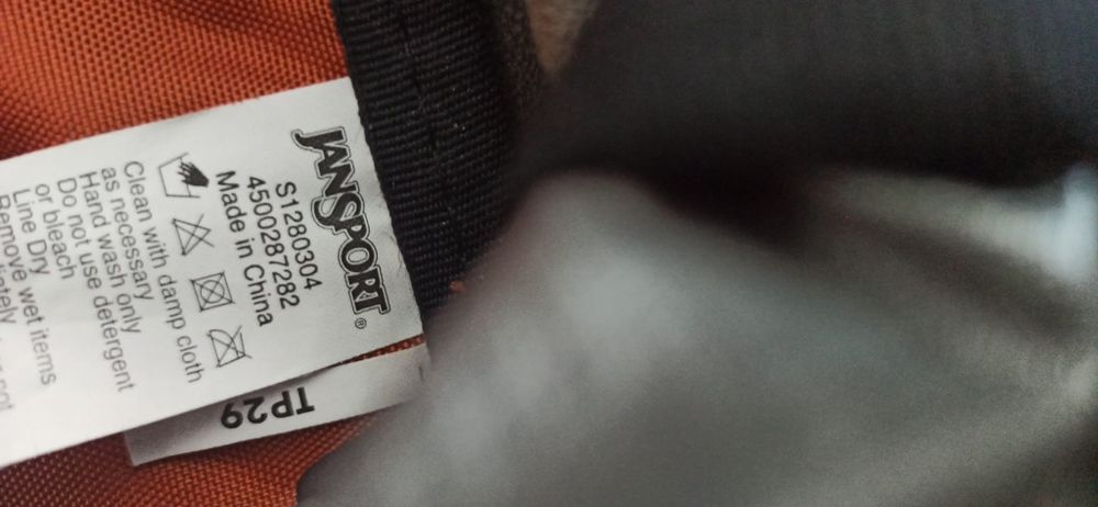 Geanta umar JanSport Impecabila