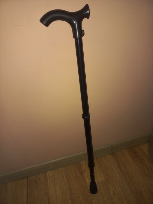 Трость опорная продам