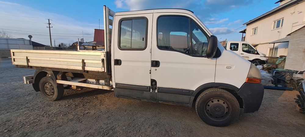 Renault Master 2.5 dCi 120 CP – Autoutilitară N1, motorină, stare bună,6 locuri
