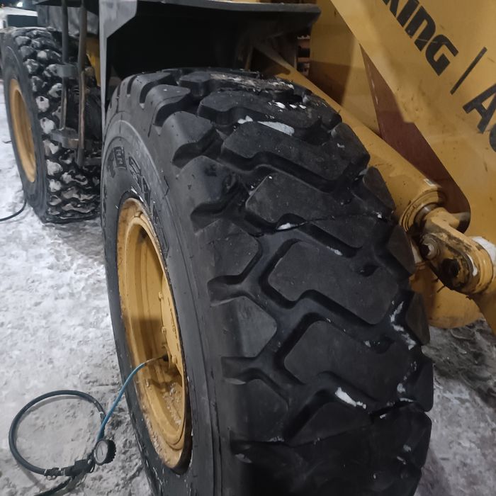 Продам погрузчик/фронтальный погрузчик